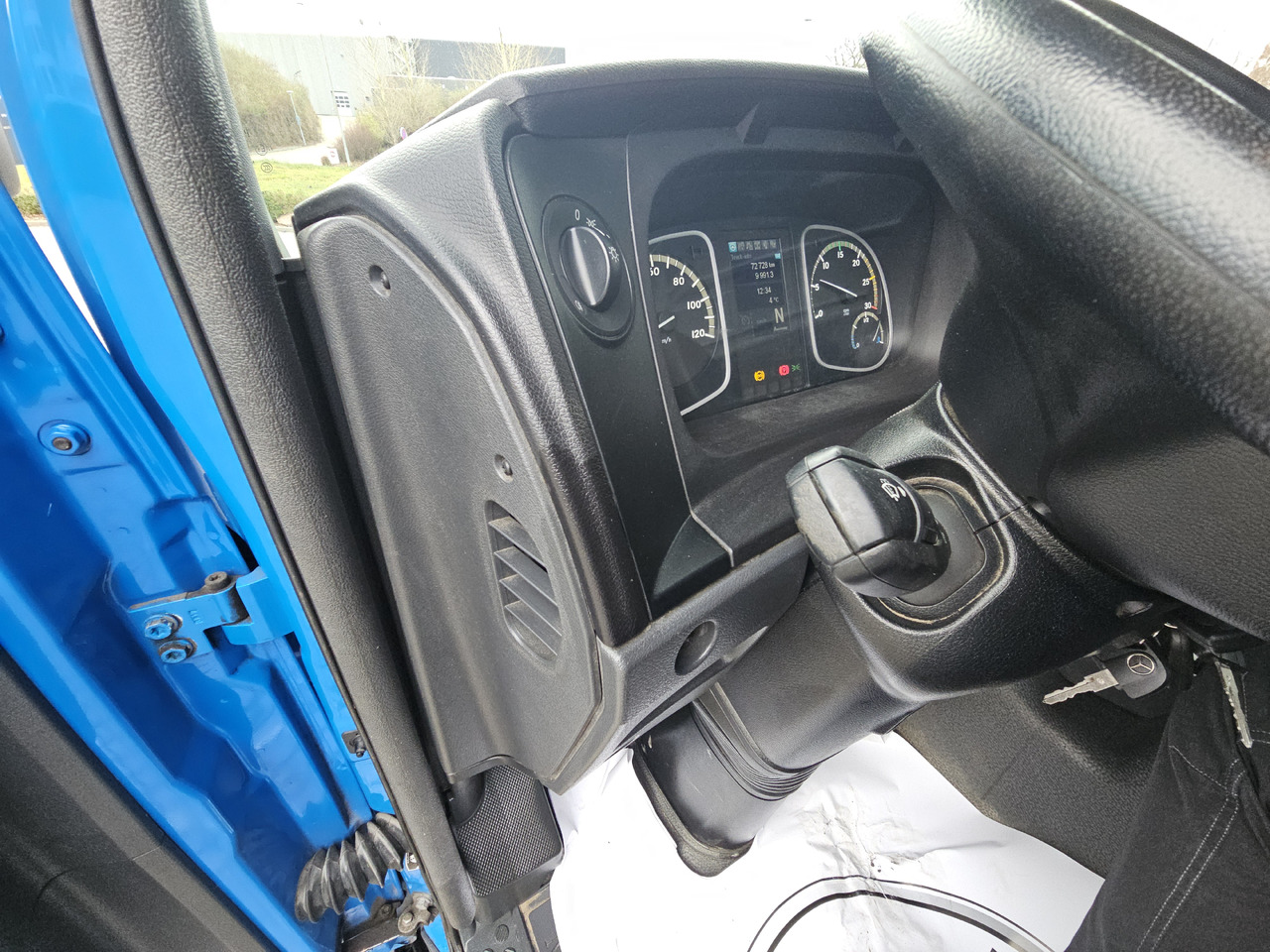 Container transporter/ Swap body truck Mercedes Atego 1224: picture 18