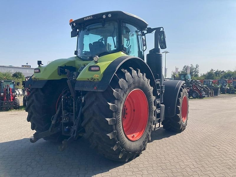 CLAAS Axion 930 - Farm tractor: picture 5 CLAAS Axion 930 - Farm tractor: picture 5