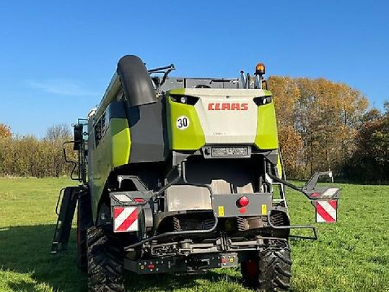 Leasing of CLAAS Trion 750 CLAAS Trion 750: picture 16