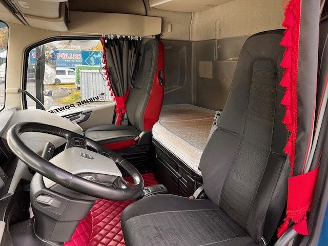 Leasing of  Volvo FH 460 Globetrotter Meiller Abrollkipper Volvo FH 460 Globetrotter Meiller Abrollkipper: picture 19