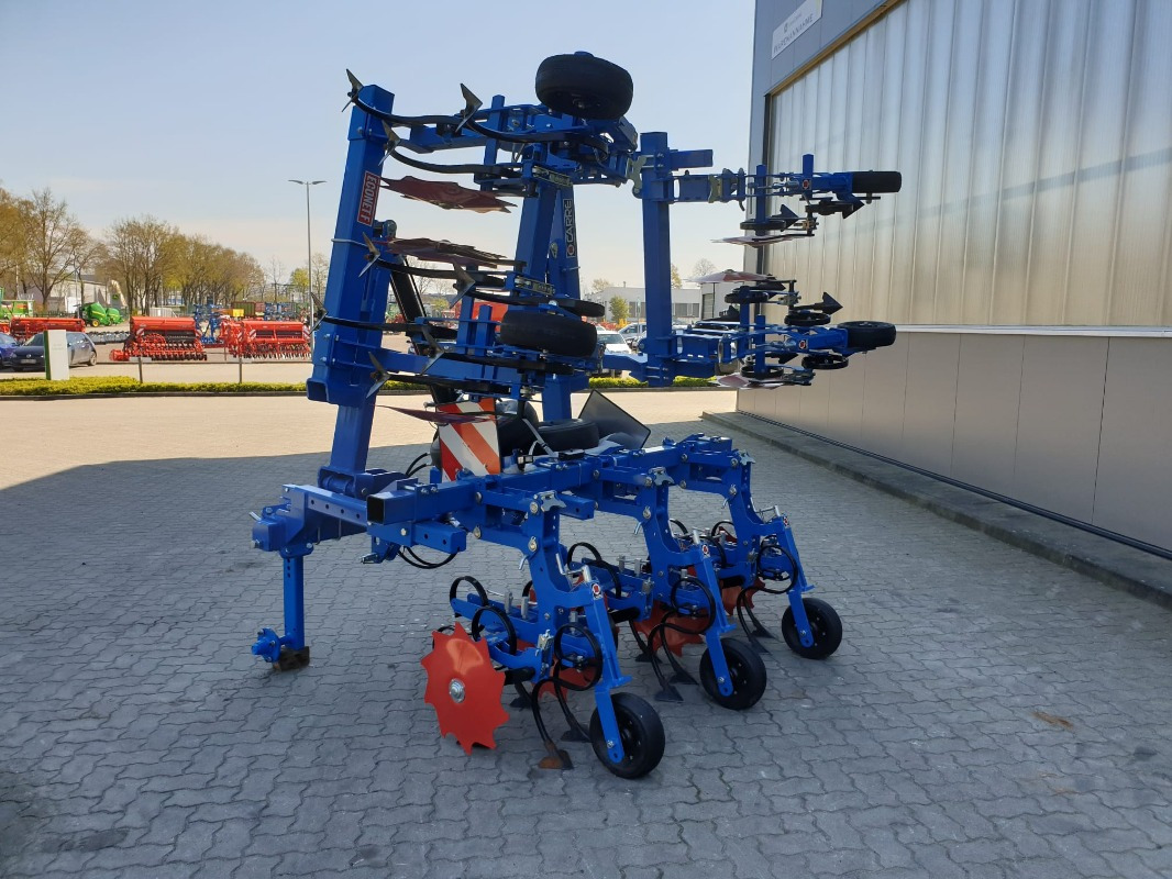 Carré ECONET F 6R75 HACKE - Soil tillage equipment: picture 2 Carré ECONET F 6R75 HACKE - Soil tillage equipment: picture 2