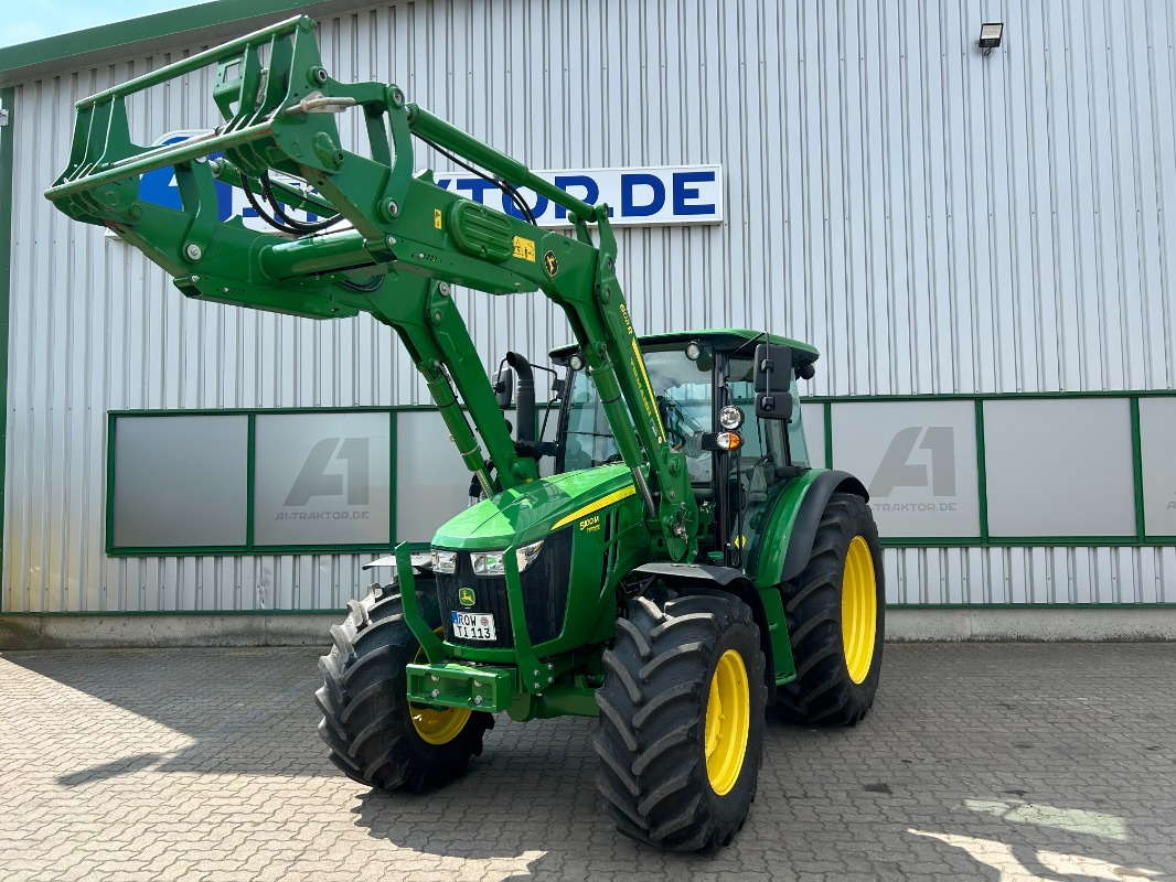 Farm tractor John Deere 5100M **MIETRÜCKLÄUFER**: picture 1