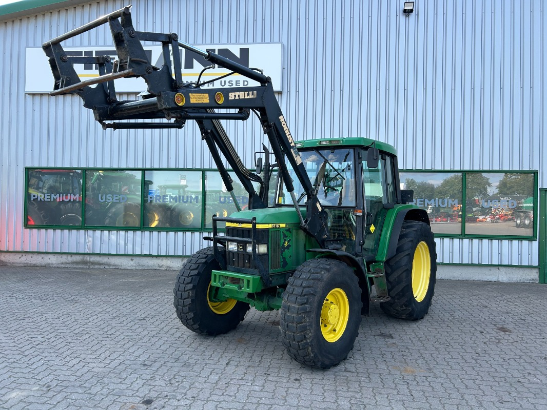 John Deere 6110 - Farm tractor: picture 1 John Deere 6110 - Farm tractor: picture 1