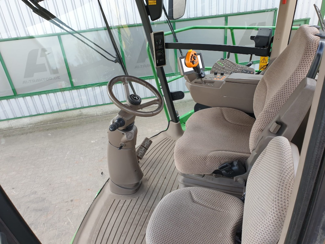 John Deere 8600 - Harvester: picture 5 John Deere 8600 - Harvester: picture 5