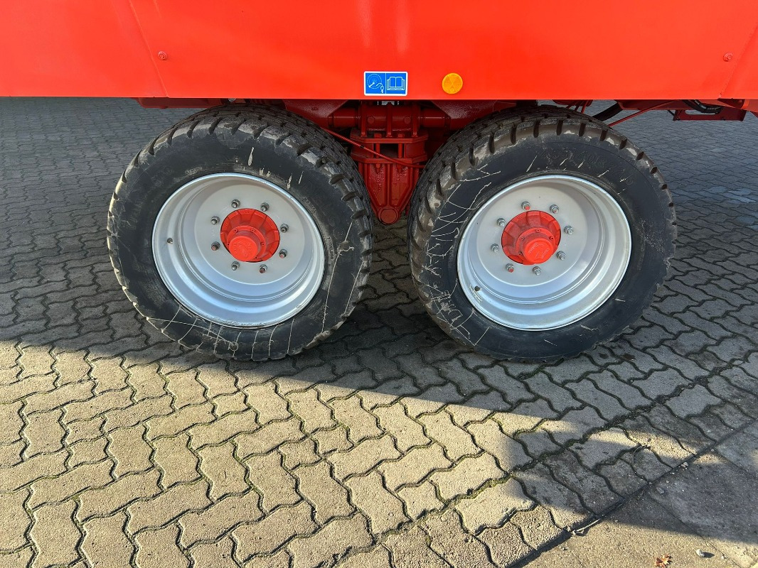 Kuhn Profile 30.2 CL - Forage mixer wagon: picture 3 Kuhn Profile 30.2 CL - Forage mixer wagon: picture 3