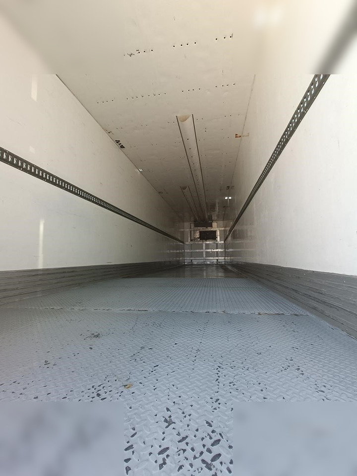 SCHMITZ - Refrigerator semi-trailer: picture 2 SCHMITZ - Refrigerator semi-trailer: picture 2