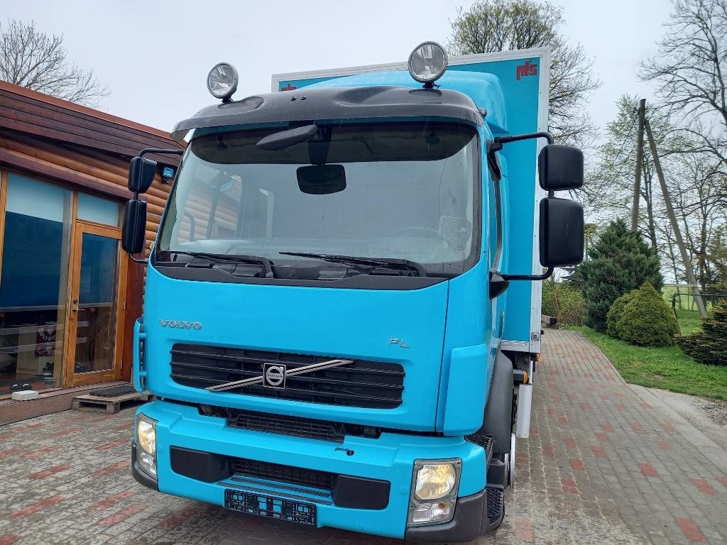 Volvo FL 240, 4x2, GW 16000 KG  - Box truck: picture 4 Volvo FL 240, 4x2, GW 16000 KG  - Box truck: picture 4