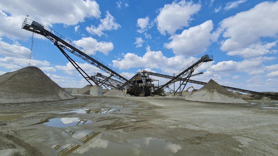 Construction machinery GfA 350 t: picture 9