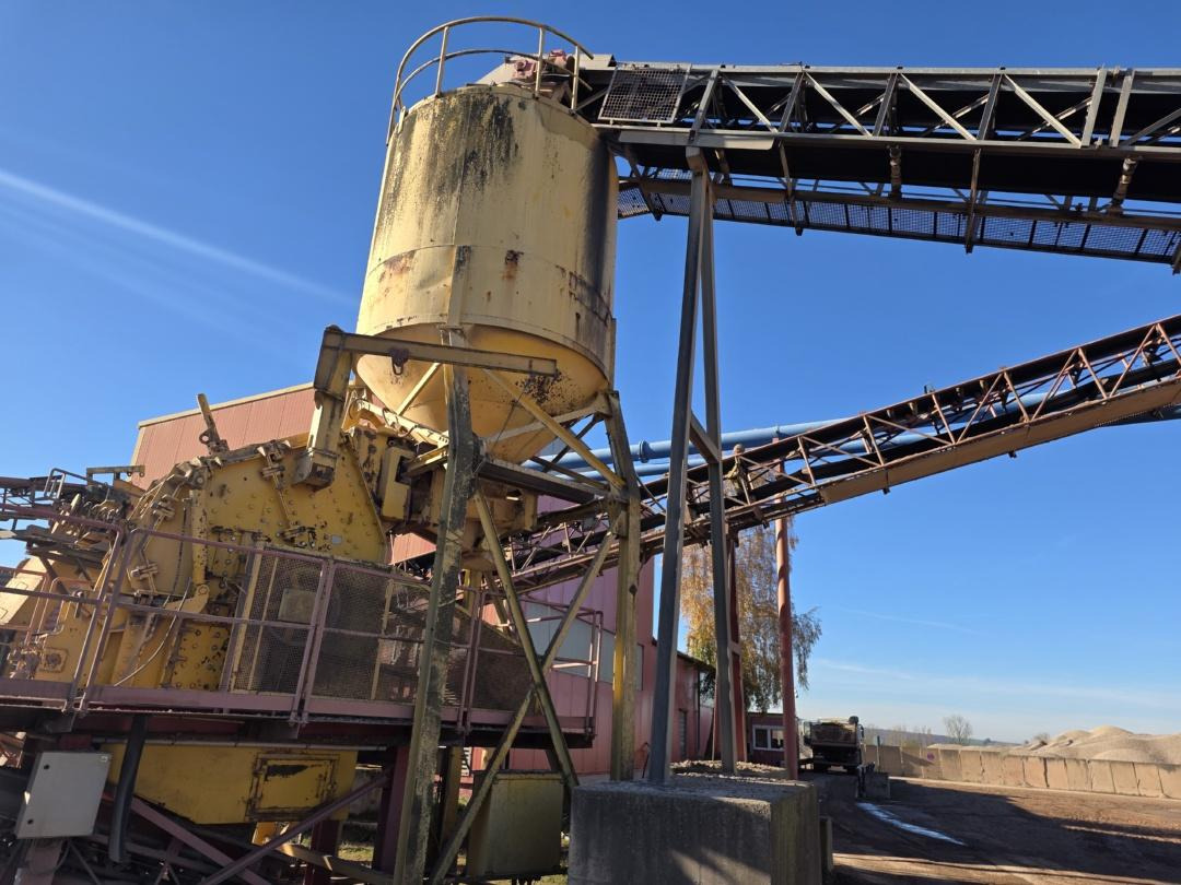 SBM 10.6. 4 SM Prallmühle - Impact crusher: picture 2 SBM 10.6. 4 SM Prallmühle - Impact crusher: picture 2