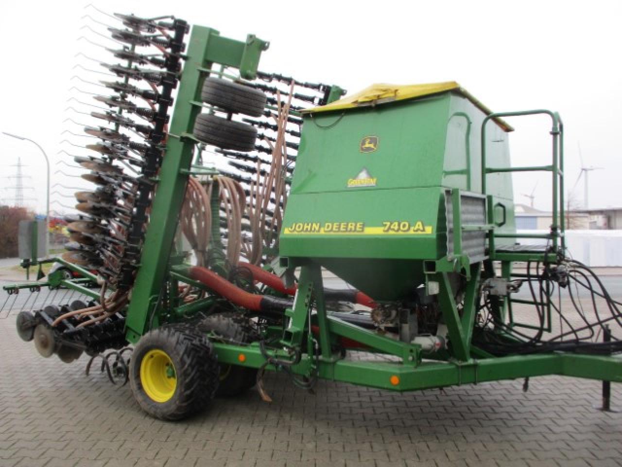 John Deere 740 A Isobus - Seed drill: picture 5 John Deere 740 A Isobus - Seed drill: picture 5