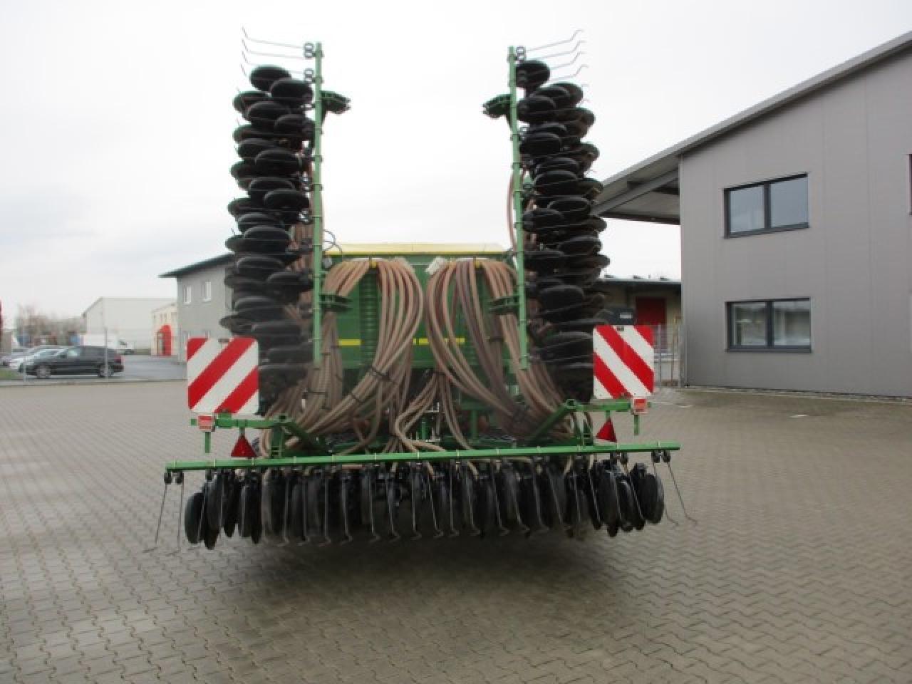 John Deere 740 A Isobus - Seed drill: picture 3 John Deere 740 A Isobus - Seed drill: picture 3