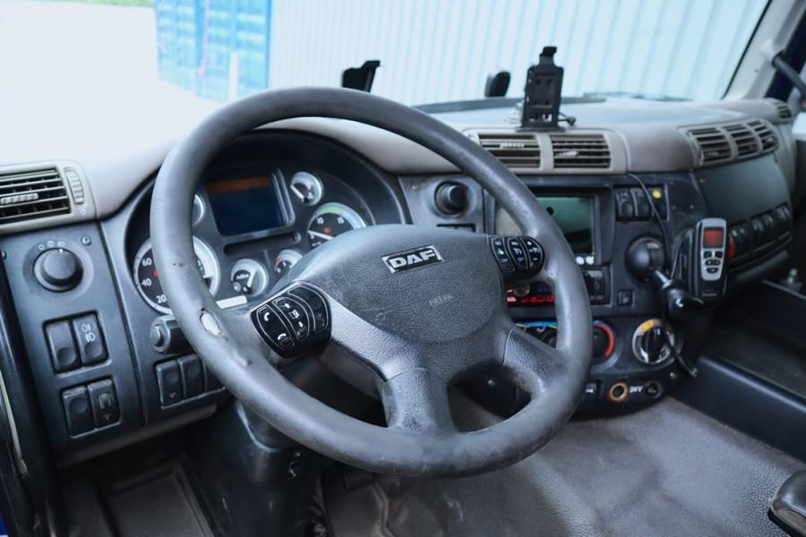 DAF CF85 With HMF 85t/m Crane Dutch Registration, HMF - All terrain crane: picture 4 DAF CF85 With HMF 85t/m Crane Dutch Registration, HMF - All terrain crane: picture 4