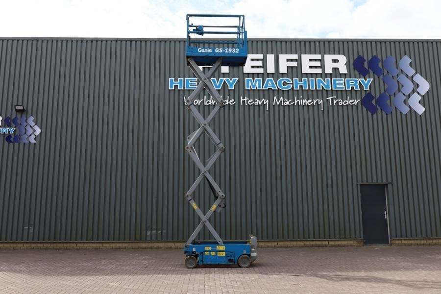 Genie GS1932 Electric, Working Height 7.8 m, 227kg Capac - Scissor lift: picture 3 Genie GS1932 Electric, Working Height 7.8 m, 227kg Capac - Scissor lift: picture 3