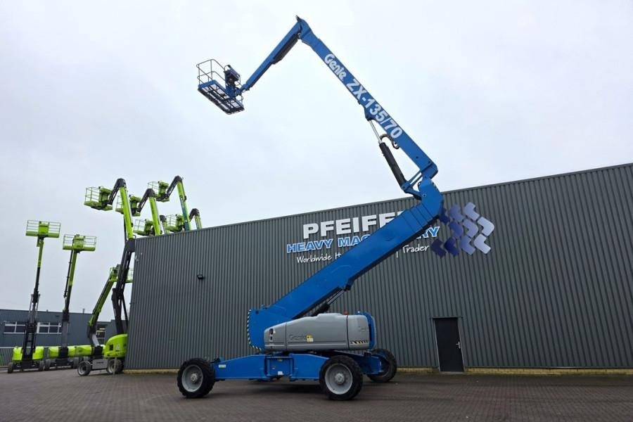 Genie ZX135/70 Diesel, 4x4x4 Drive, 43m Lifting Height, - Articulated boom: picture 2 Genie ZX135/70 Diesel, 4x4x4 Drive, 43m Lifting Height, - Articulated boom: picture 2