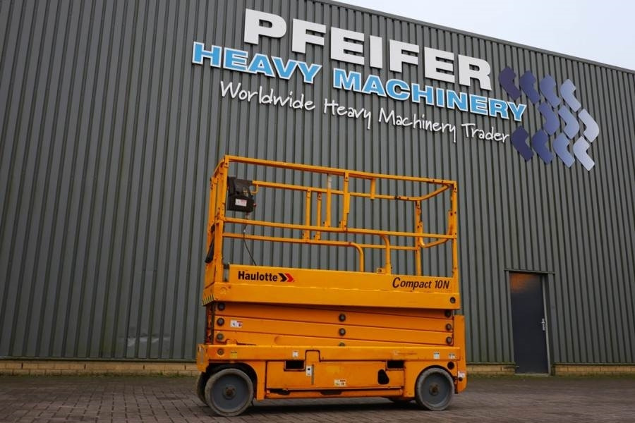 Haulotte Compact 10N As-Is, Electric, 10m Working Height, 2 - Scissor lift: picture 1 Haulotte Compact 10N As-Is, Electric, 10m Working Height, 2 - Scissor lift: picture 1