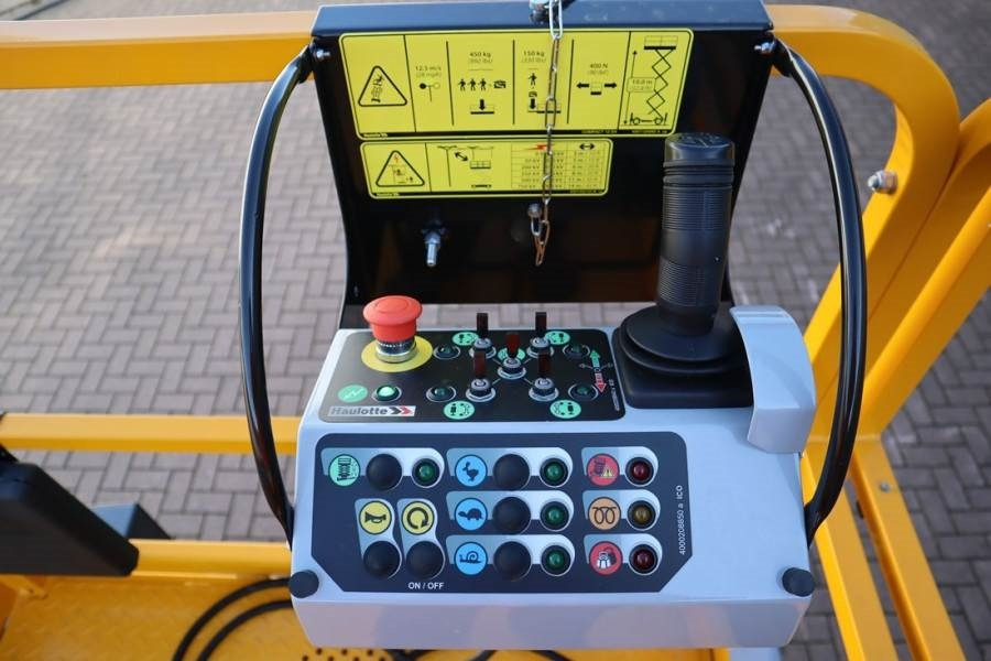 Haulotte Compact 12DX Valid Inspection, *Guarantee! Diesel, - Scissor lift: picture 3 Haulotte Compact 12DX Valid Inspection, *Guarantee! Diesel, - Scissor lift: picture 3
