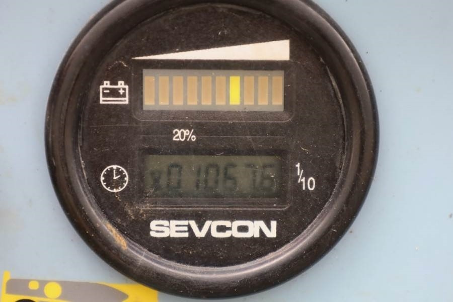 Scissor lift Haulotte Compact 12RTE Electric, 12m Working Height, 450kg: picture 6 Scissor lift Haulotte Compact 12RTE Electric, 12m Working Height, 450kg: picture 6