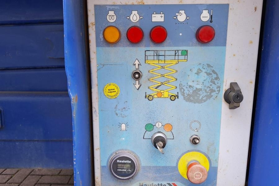 Haulotte H12SXL Diesel, 4x4 Drive, 12m Working Height, 700k - Scissor lift: picture 4 Haulotte H12SXL Diesel, 4x4 Drive, 12m Working Height, 700k - Scissor lift: picture 4