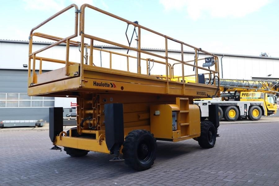 Scissor lift Haulotte H15SXL Diesel, 4x4 Drive, 15m Working Height, 500k: picture 8