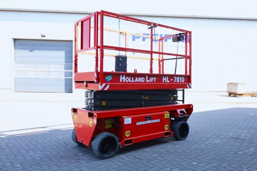 Holland Lift Ecostar HL-7810 Electric, 10m Working Height, 450k - Scissor lift: picture 2 Holland Lift Ecostar HL-7810 Electric, 10m Working Height, 450k - Scissor lift: picture 2