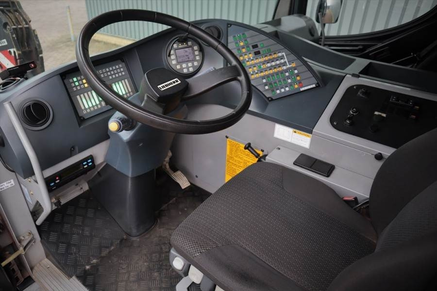 Liebherr LTM1050-3.1 Dutch Vehicle Registration, 50t Capaci - All terrain crane: picture 4 Liebherr LTM1050-3.1 Dutch Vehicle Registration, 50t Capaci - All terrain crane: picture 4