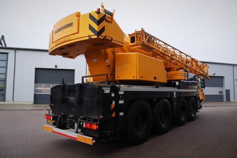 Liebherr LTM1070-4.2 Dutch Vehicle Registration, Valid Insp - All terrain crane: picture 2 Liebherr LTM1070-4.2 Dutch Vehicle Registration, Valid Insp - All terrain crane: picture 2