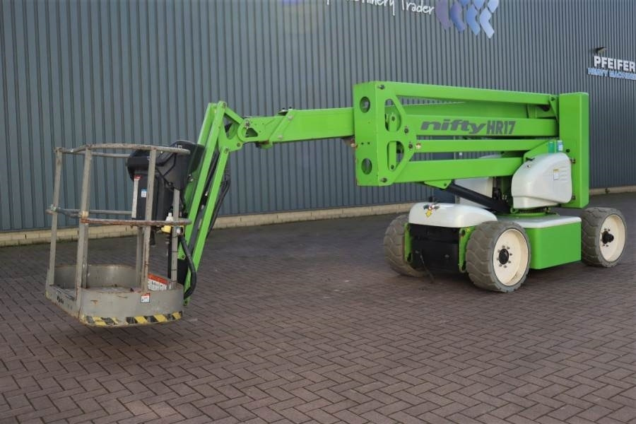 Niftylift HR17NDE HYBRIDE Hybrid Battery & Diesel, 17m Worki - Articulated boom: picture 5 Niftylift HR17NDE HYBRIDE Hybrid Battery & Diesel, 17m Worki - Articulated boom: picture 5