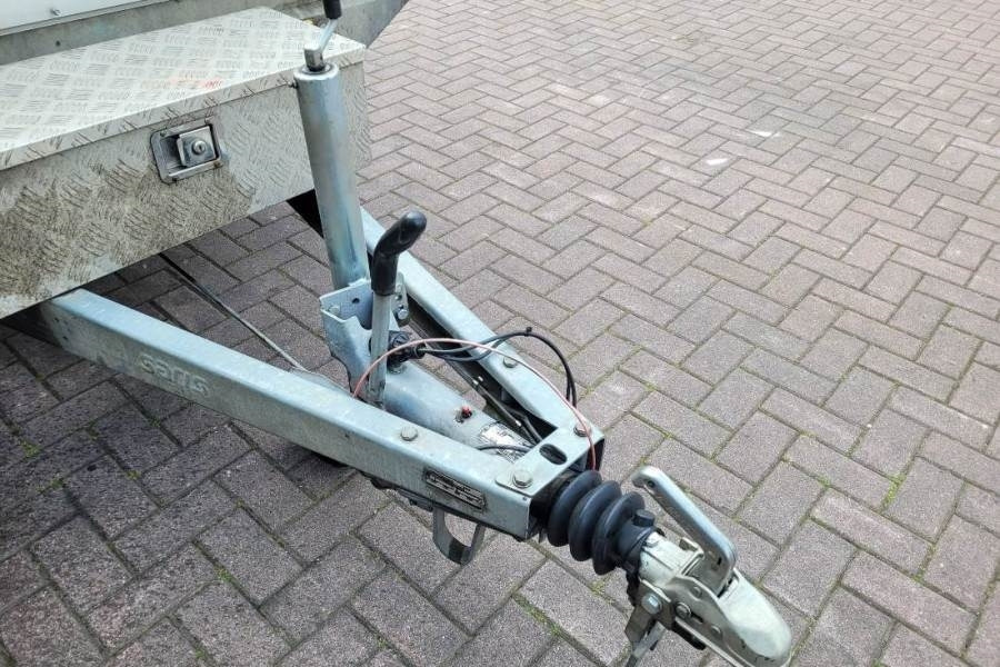 Saris PL1827 2 Axel Trailer  - Car trailer: picture 5 Saris PL1827 2 Axel Trailer  - Car trailer: picture 5