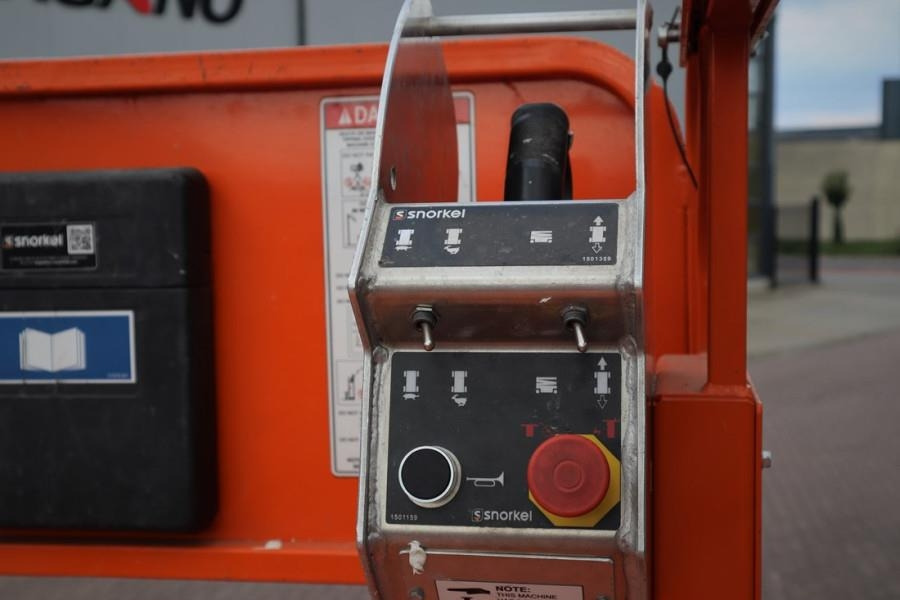 Snorkel S4726E Valid Inspection, *Guarantee! ,Electric, 10 - Scissor lift: picture 5 Snorkel S4726E Valid Inspection, *Guarantee! ,Electric, 10 - Scissor lift: picture 5