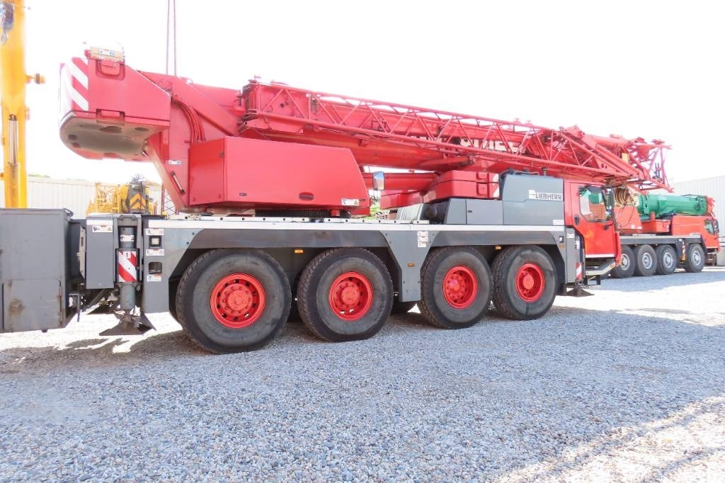 Liebherr LTM 1070-4.2  - All terrain crane: picture 3 Liebherr LTM 1070-4.2  - All terrain crane: picture 3