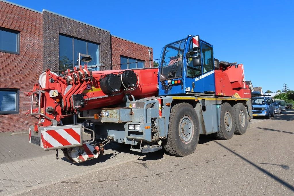 Terex Demag AC 40 City - All terrain crane: picture 1 Terex Demag AC 40 City - All terrain crane: picture 1