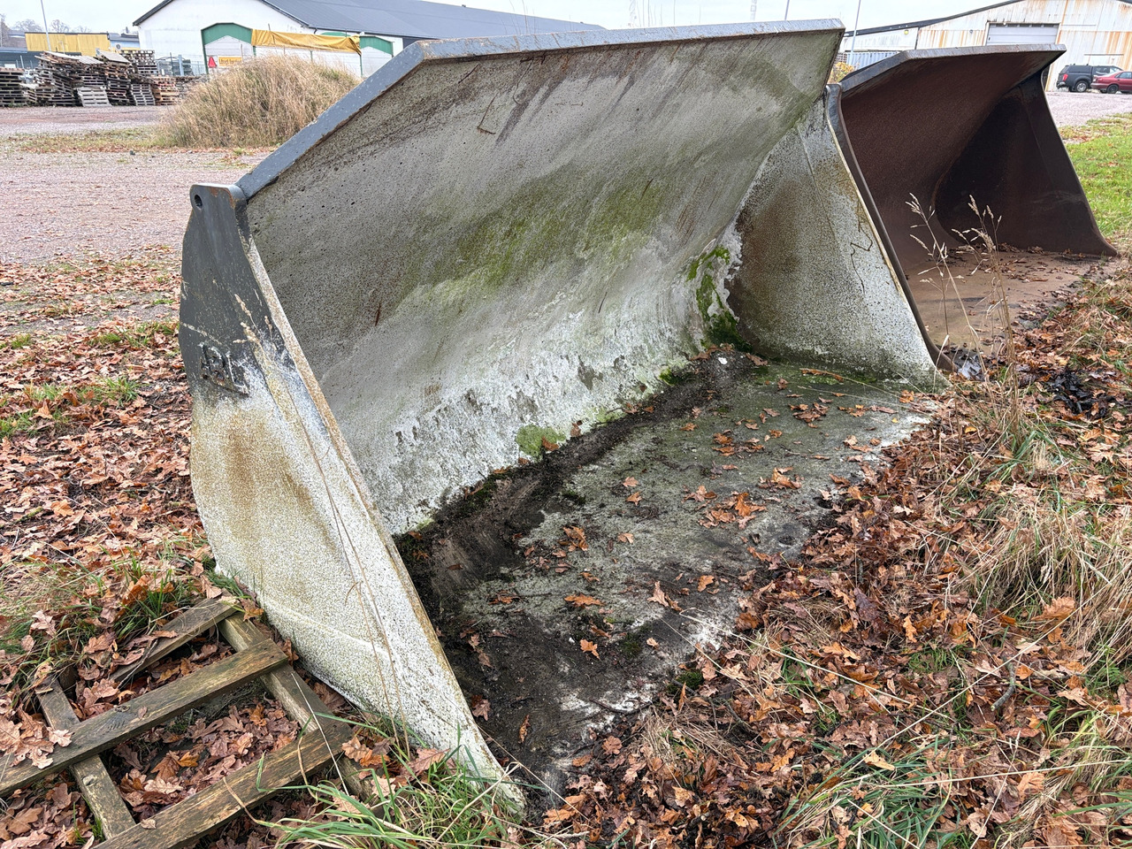 ABL - Bucket: picture 1 ABL - Bucket: picture 1