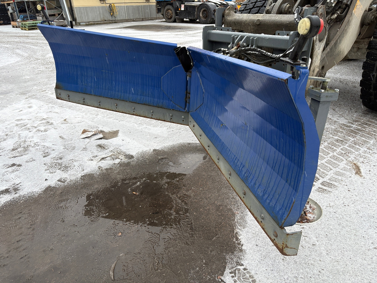 Agri Implement - Snow plough: picture 1 Agri Implement - Snow plough: picture 1