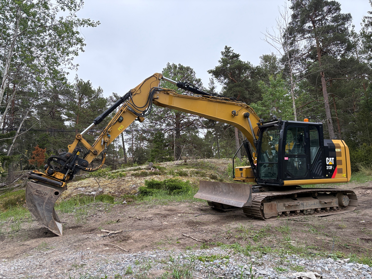 CAT 313FL - Excavator: picture 1 CAT 313FL - Excavator: picture 1