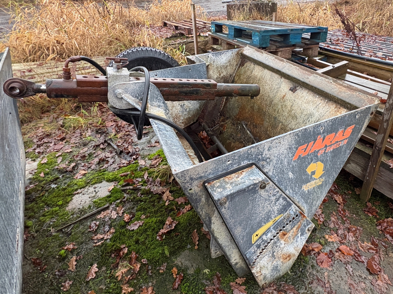 Fjärås 500/1200 - Sand/ Salt spreader: picture 1 Fjärås 500/1200 - Sand/ Salt spreader: picture 1