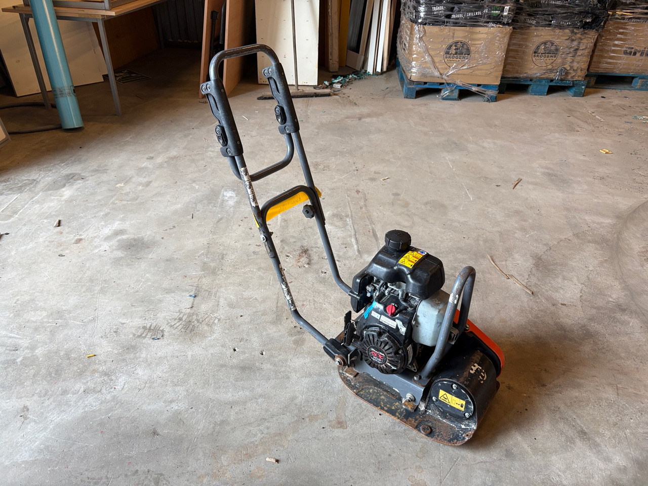 Husqvarna LF 50 - Vibratory plate: picture 1 Husqvarna LF 50 - Vibratory plate: picture 1