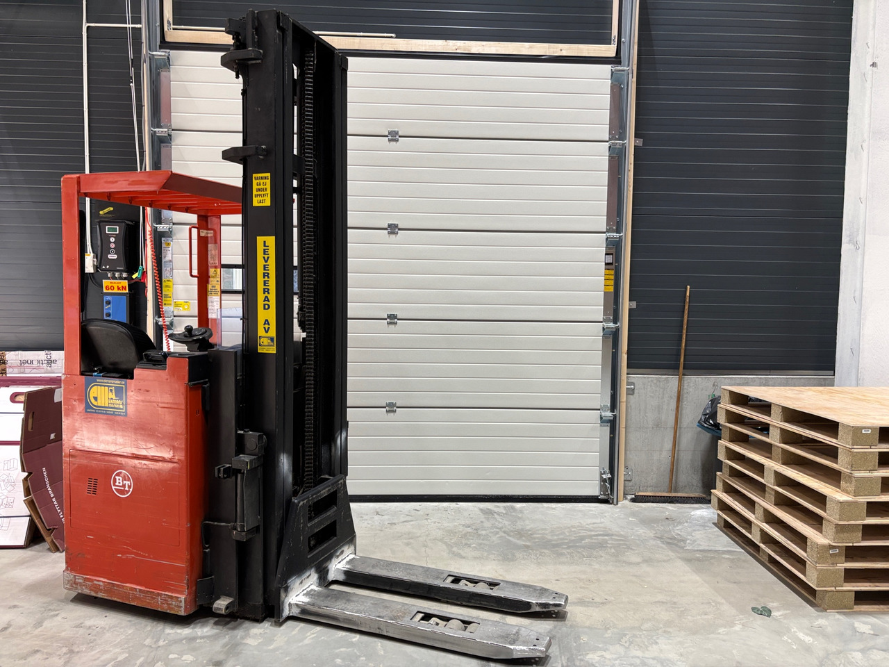 BT SRF 1,6L - Material handling equipment: picture 1 BT SRF 1,6L - Material handling equipment: picture 1