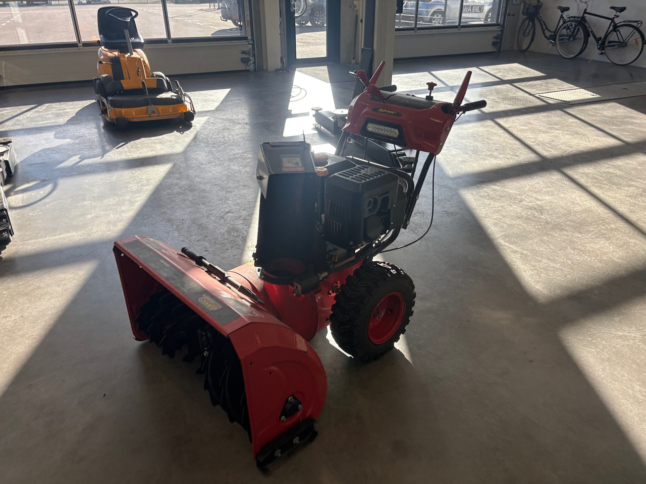Meec 868 - Snow blower: picture 1 Meec 868 - Snow blower: picture 1