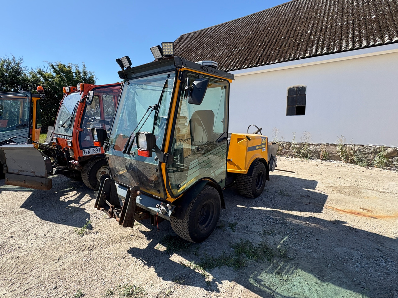 Belos Trans Pro 44 - Municipal/ Special vehicle: picture 1 Belos Trans Pro 44 - Municipal/ Special vehicle: picture 1