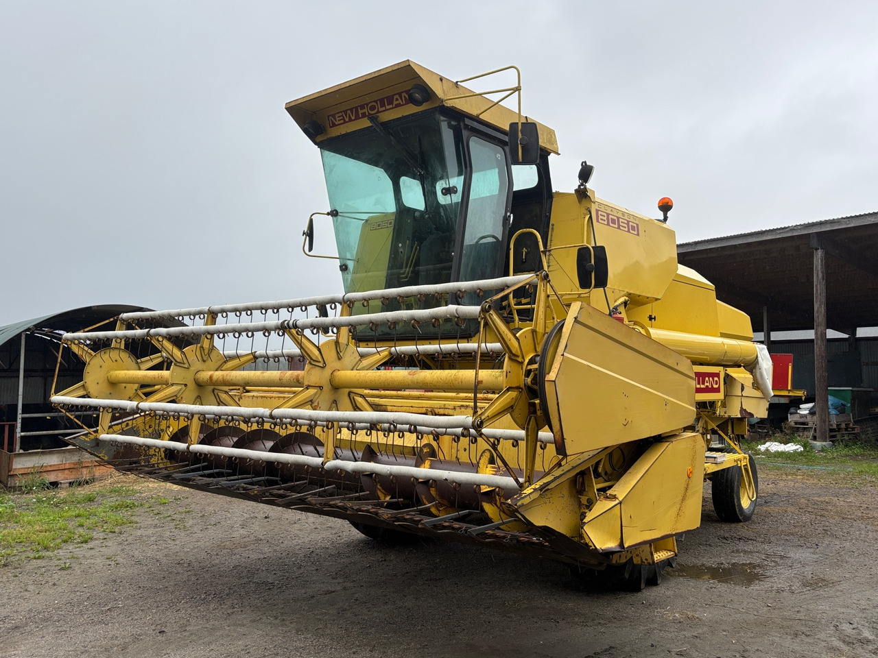 New Holland Clayson 8050 - Combine harvester: picture 1 New Holland Clayson 8050 - Combine harvester: picture 1
