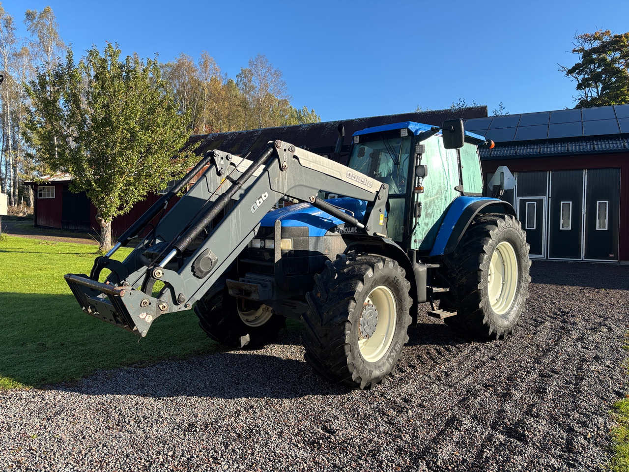 New Holland TM150 - Farm tractor: picture 1 New Holland TM150 - Farm tractor: picture 1
