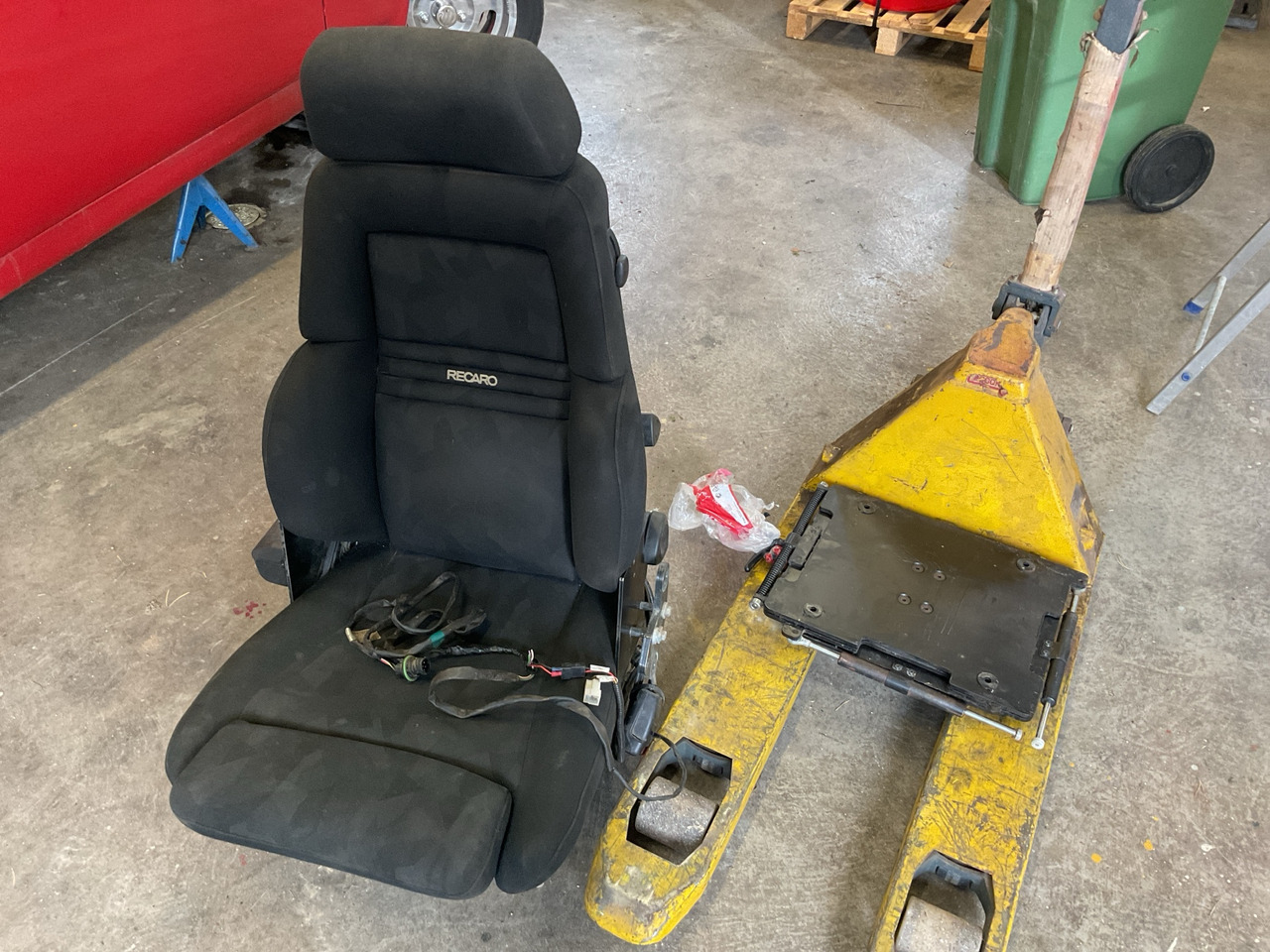 Recaro Grammer MSG95A/722 - Construction equipment: picture 1 Recaro Grammer MSG95A/722 - Construction equipment: picture 1