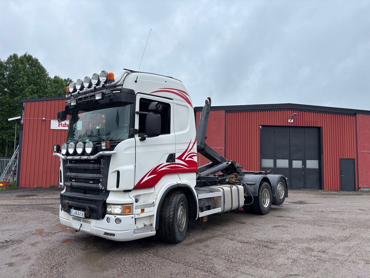Scania R560 - Hook lift truck: picture 1 Scania R560 - Hook lift truck: picture 1