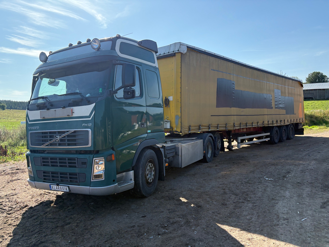 Volvo FH 12 - Tractor unit: picture 1 Volvo FH 12 - Tractor unit: picture 1