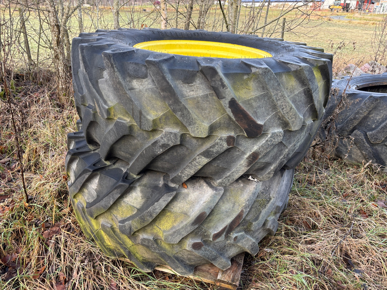 Trelleborg 540/65R28 - Tire for Construction machinery: picture 1 Trelleborg 540/65R28 - Tire for Construction machinery: picture 1