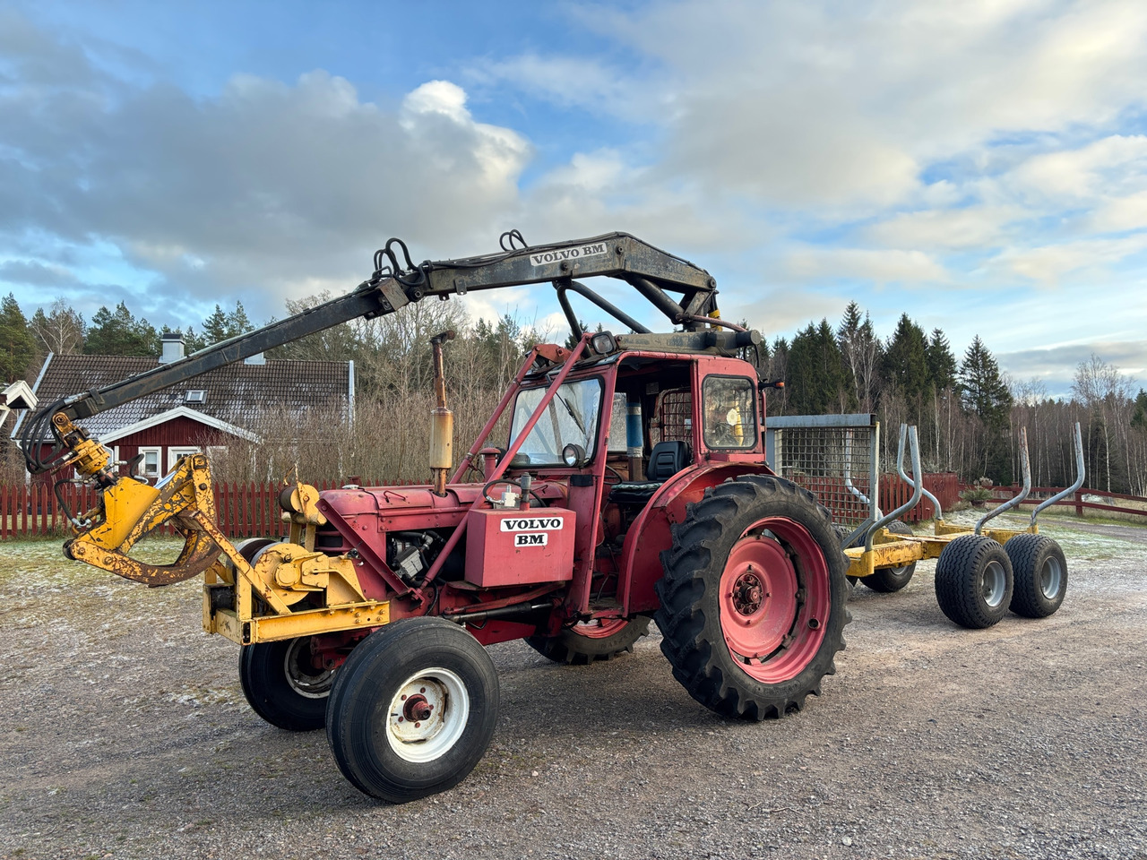 Volvo BM 350 - Farm tractor: picture 1 Volvo BM 350 - Farm tractor: picture 1