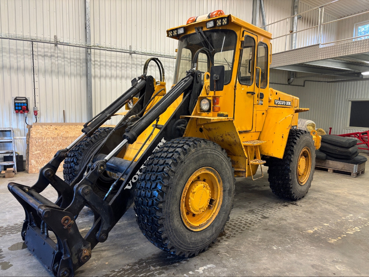 Volvo BM L70 - Wheel loader: picture 1 Volvo BM L70 - Wheel loader: picture 1