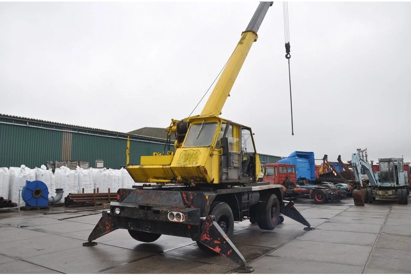 Gottwald Gottwald AMK35 telescopic crane - All terrain crane: picture 3 Gottwald Gottwald AMK35 telescopic crane - All terrain crane: picture 3