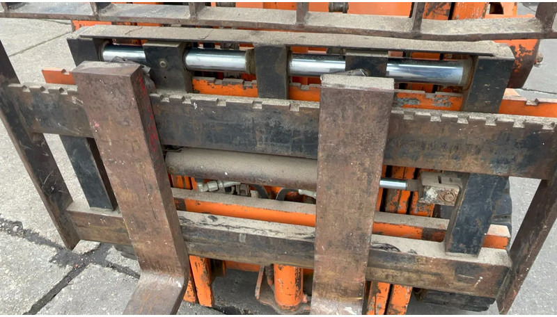 LPG forklift Toyota 02-4 FG15 Toyota FG15: picture 11