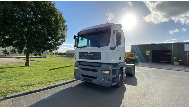 MAN TGA 18.440 4X2 BLS - Tractor unit: picture 1 MAN TGA 18.440 4X2 BLS - Tractor unit: picture 1